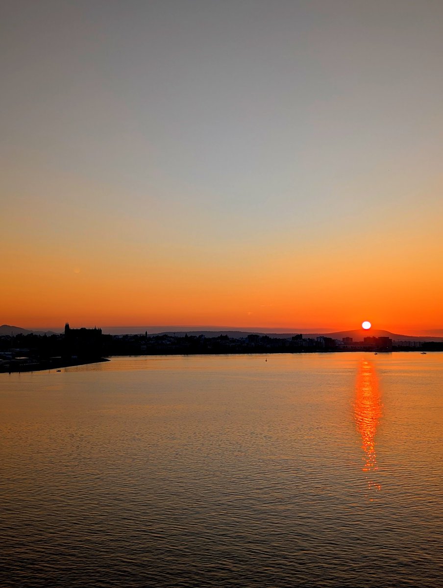 stagerbn's tweet image. Morgenlicht. Palma de Mallorca. 27. Juli 2025.