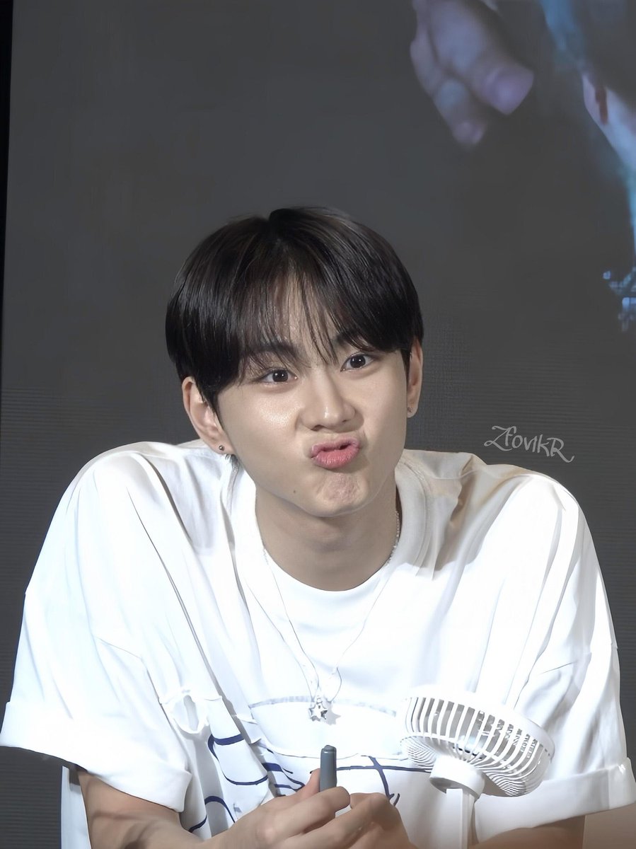 น้องตาแป๋วคนนี้น่ารักมากคับ😭😭😭😭😭😭😭😭😭😭😭😭😭😭😭😭😭😭😭😭😭😭😭😭😭