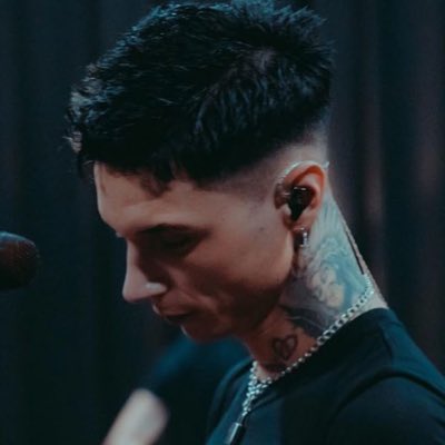 M4STEROFCSRDS's tweet image. #NuevaFotoDePerfil