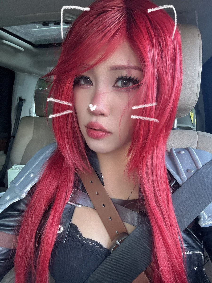 BasiilLeaf's tweet image. cat-arina &amp;gt;:3