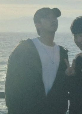 rkivesbub's tweet image. he is so big GIANT