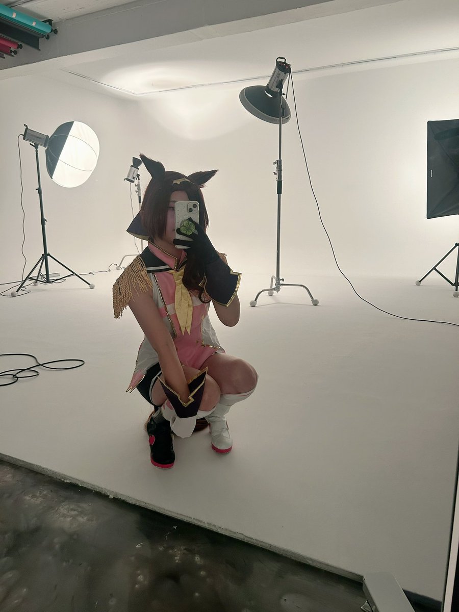 unining_cos's tweet image. 트레이너선생님!!
박신 안할거면 폰 이리 내세요!!