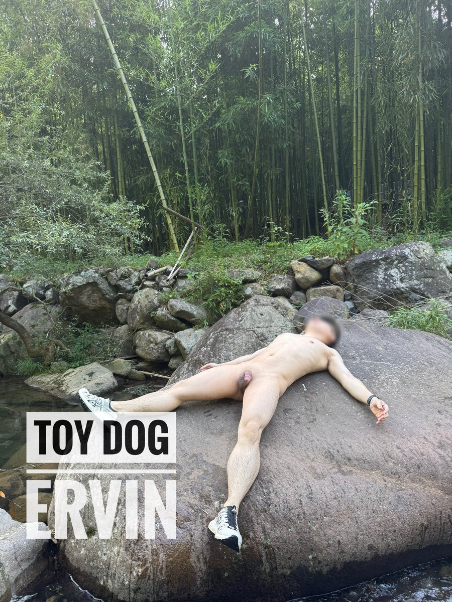 荒野山涧，幼犬展示废屌被发现，被胁迫脱光拍照，榨干后被随意丢弃