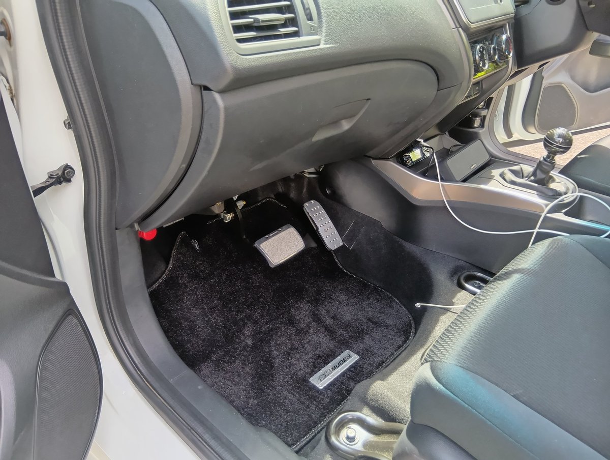 Sho_2568's tweet image. でも今日の目玉車両はやっぱりグレイス教習車
教習車を自家用で乗ってる人にはじめて遭遇した(笑)