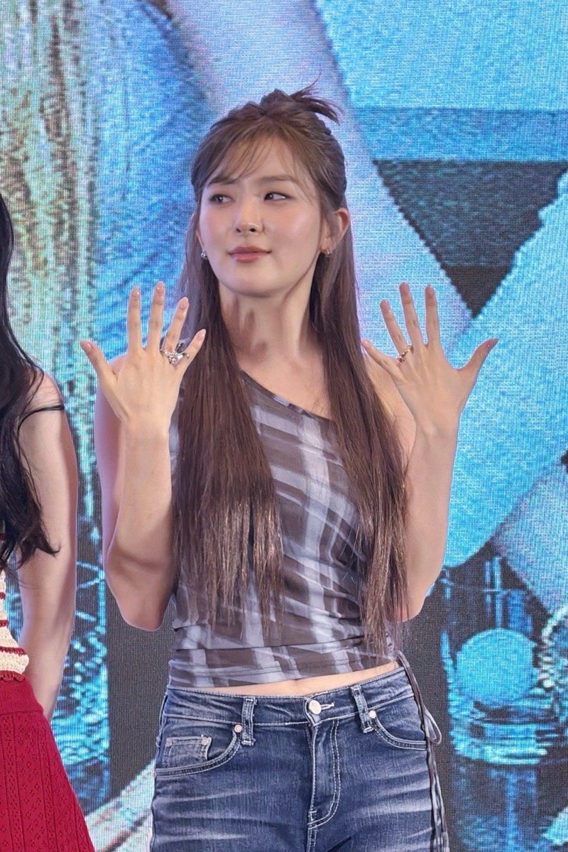 myseulgi0210's tweet image. #seulgi so cute π₯Ήππ»