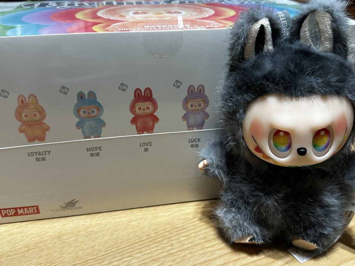 ouka9999's tweet image. ラブブ、アソートボックス買えました!
これって、アソートボックスならば、
シークレットを抜かして必ず全色
揃うようになってるんですね。
#ラブブ #ぬいぐるみ