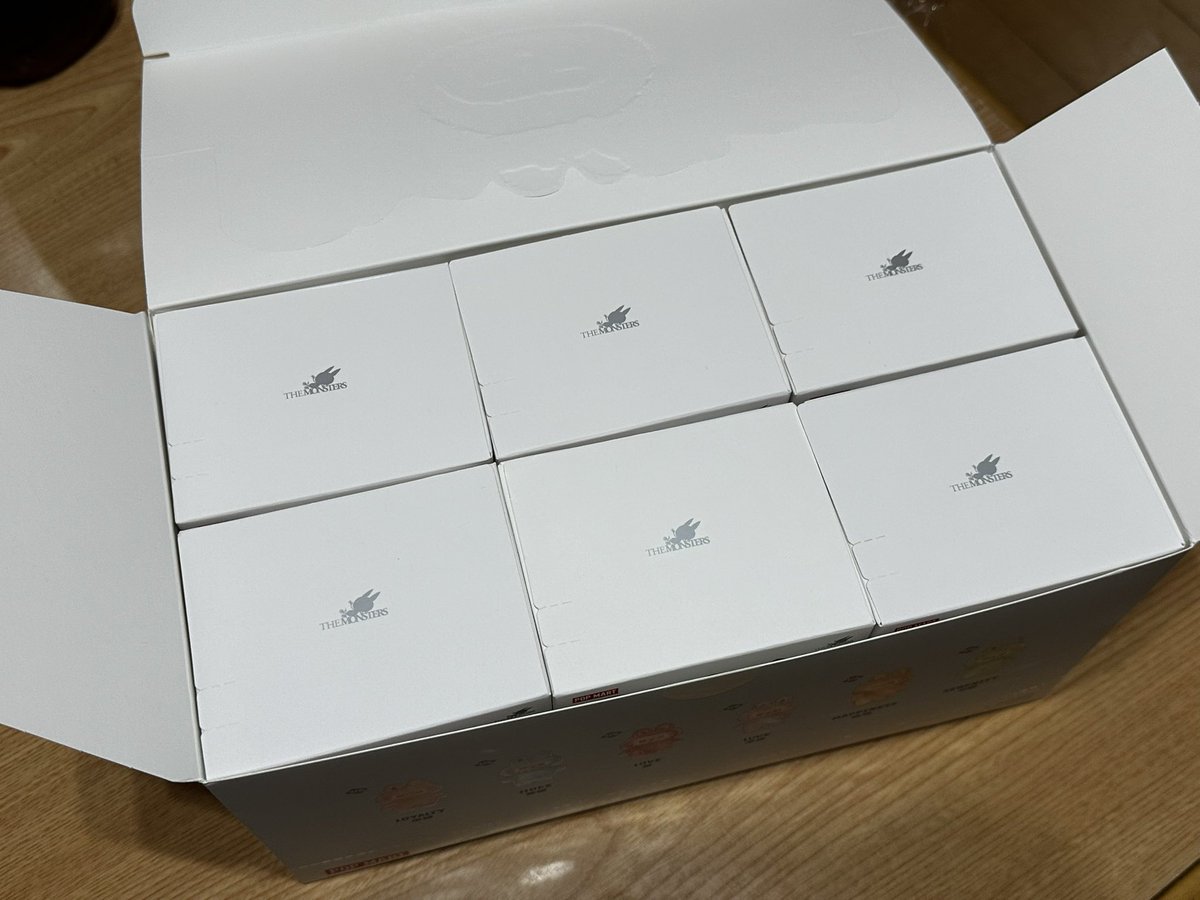ouka9999's tweet image. ラブブ、アソートボックス買えました!
これって、アソートボックスならば、
シークレットを抜かして必ず全色
揃うようになってるんですね。
#ラブブ #ぬいぐるみ