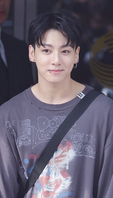 Jk_97gukk's tweet image. It doesn't matter who hurt you, or broke you down. What matters is who made you smile again 😊
Good morning
#JUNGKOOK