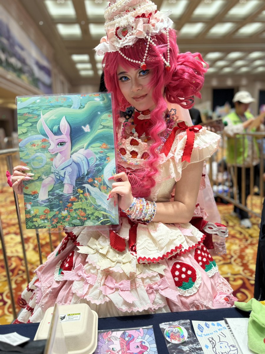 Elley_Ray's tweet image. In China at Jinan Brony Festival #FriendshipIsMagic 🦄🎶💕