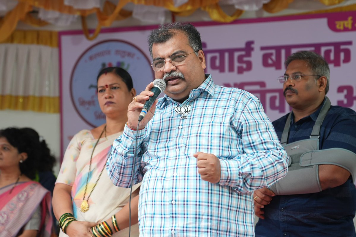 RaviDadaChavan's tweet image. एक आरोग्यदायी, ऊर्जायुक्त सकाळ!
'शिवाई बालक मंदिर ट्रस्ट' यांच्या वतीने आयोजित करण्यात आलेली कल्याण तालुका आंतरशालेय ‘शिवाई वर्षा मिनी मॅरेथॉन स्पर्धा’ हे एक प्रेरणादायी पाऊल ठरले! या संस्थेच्या वतीने सलग २१ वर्षे राबविण्यात येणारा हा उपक्रम अनेक संस्थांसाठी प्रेरणादायी आहे.…