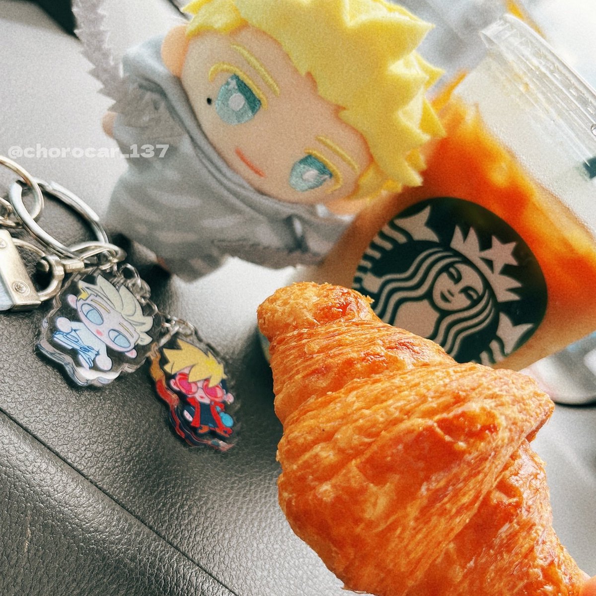 chorocar_137's tweet image. ちぃ兄、ちょっと早いけどおやつの時間だよ🥐