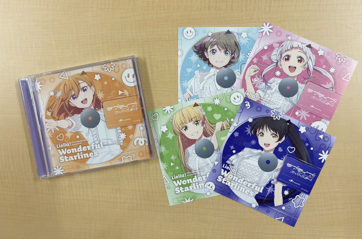 Liella_PLSP's tweet image. 💫#Liella_リバイバル_大阪Day2💫
ラブライブ!スーパースター!! Liella! First Generation LoveLive! ~Wonderful Starlines~
物販エリア特設ブースにてCD/Blu-rayを販売中💿
対象商品をご購入されたお客様に
『ジャケットカード(全5種ランダム)』を先着でプレゼント🎁…