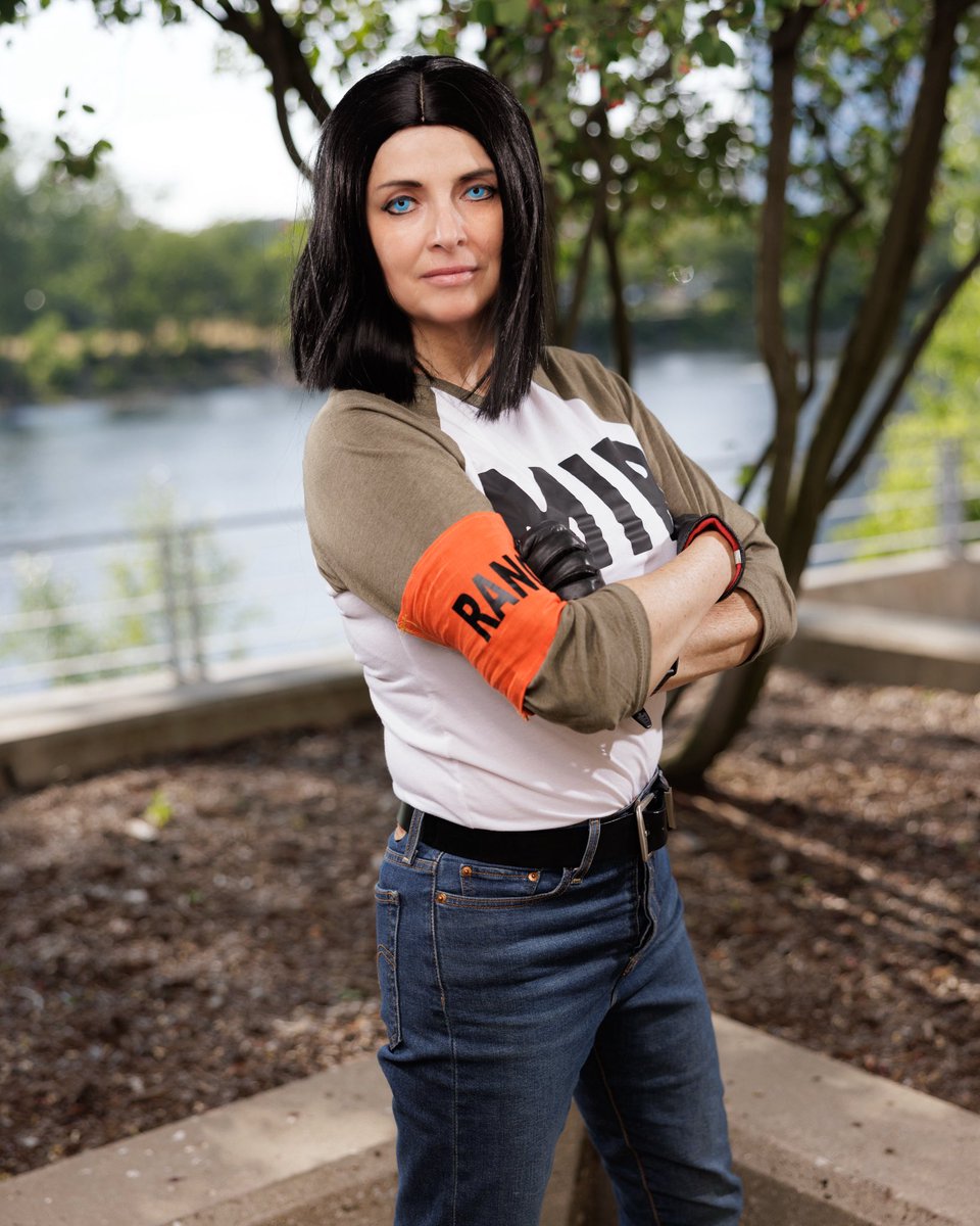 Wrapping up #17saturday with Android 17. I like this cosplay a lot. It’s comfortable, it’s definitely a tribute to my Dragon Ball fandom, and 17 shows a lot of personal growth from when he was in Z. I know not many will give this photo a like but *I* like the cosplay.

#android17