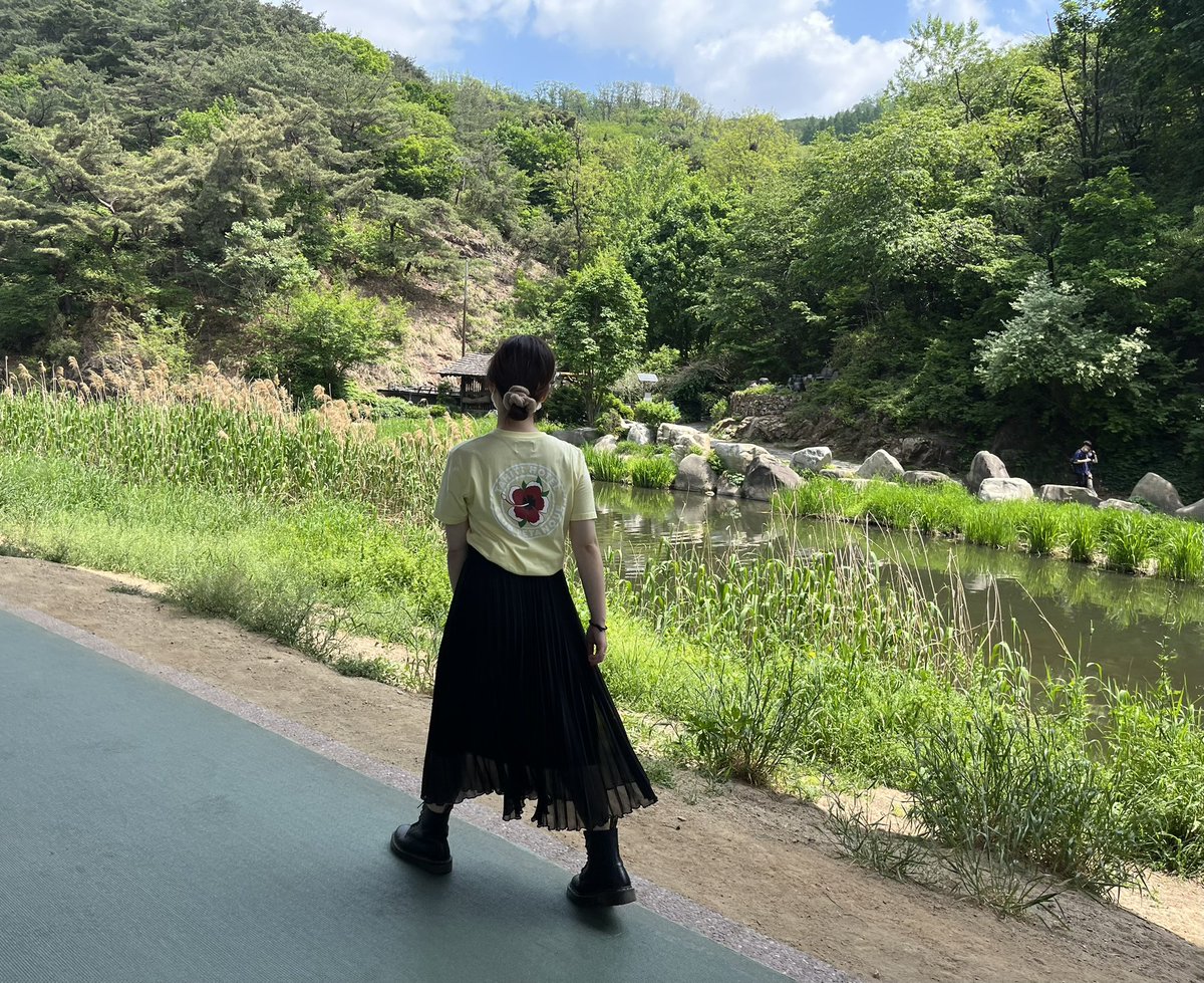 pang_fruit's tweet image. 여름미화사진을 찍었어요 。。
이 기억으로 더위 버텨볼게 🥵