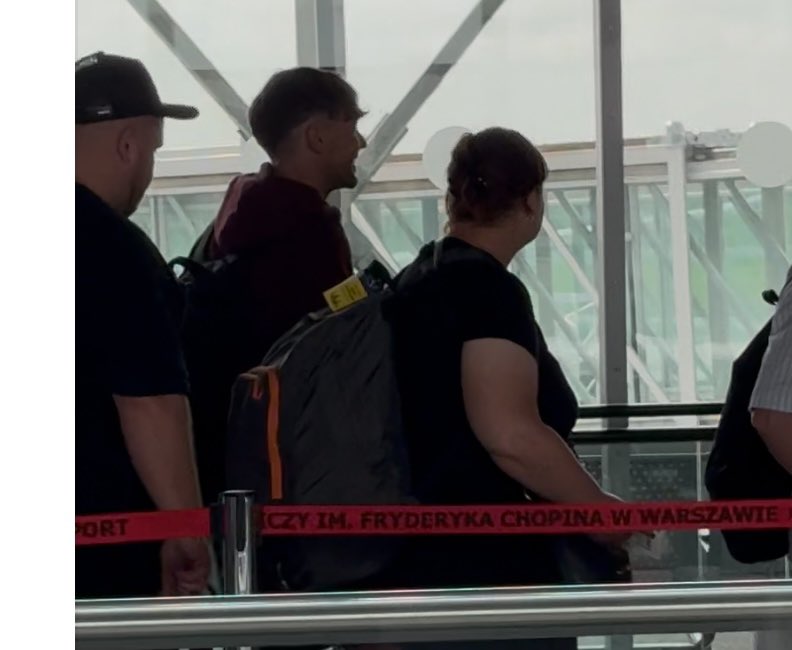 Not us running into Louis at the airport!!What is my life????