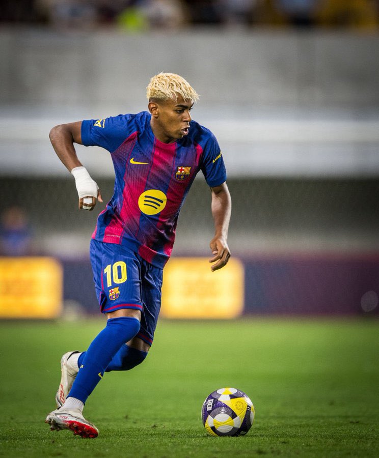 TeamBarcaPod's tweet image. ⏸️ Descanso
Vissel Kobe 1-1 Barça
⚽️ Eric García
¿Primeras impresiones? (si lo estás viendo 😅)
