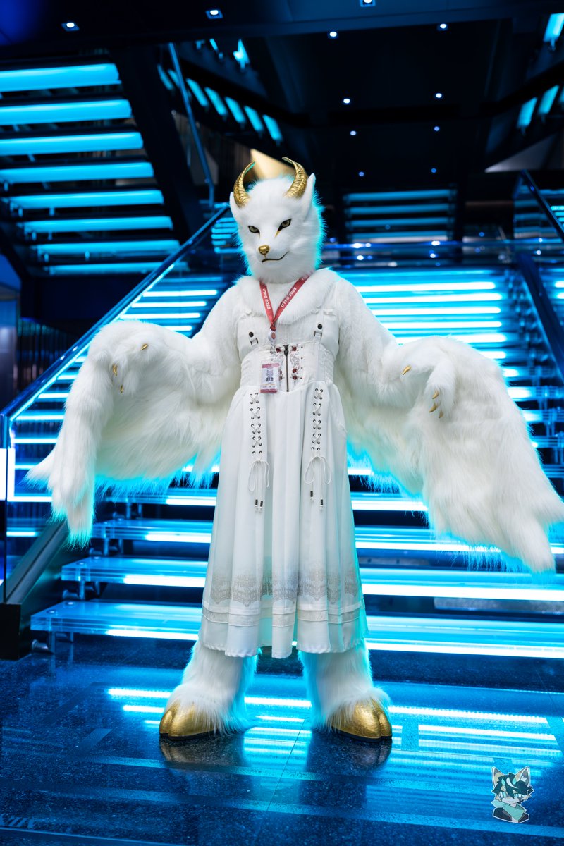 StaedtlerFox's tweet image. like an angel 
#UTFG2025