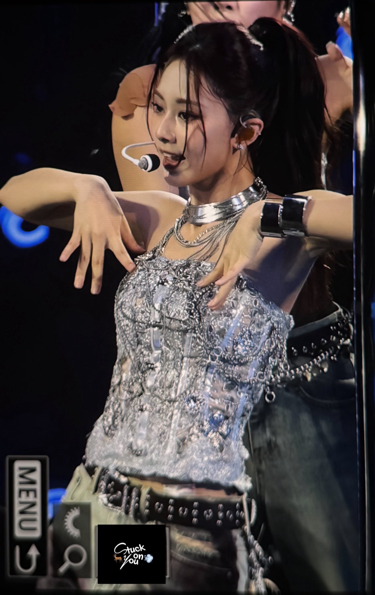 TWICE　ツウィ　#TWICE2 stuck on you🦌 on X: 