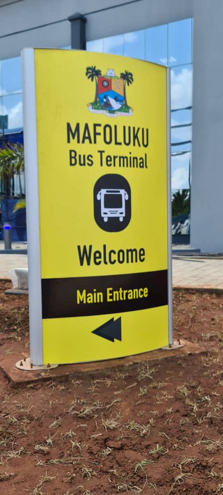 Midatlblog's tweet image. This bus terminal was built by the LASG in partnership with @FAAN_Official to provide seamless connectivity to the Murtala Muhammed International Airport (MMIA) and the domestic wing of the airport.
Have you been here?
📍MMA Mafoluku Bus Terminal, Lagos 🇳🇬