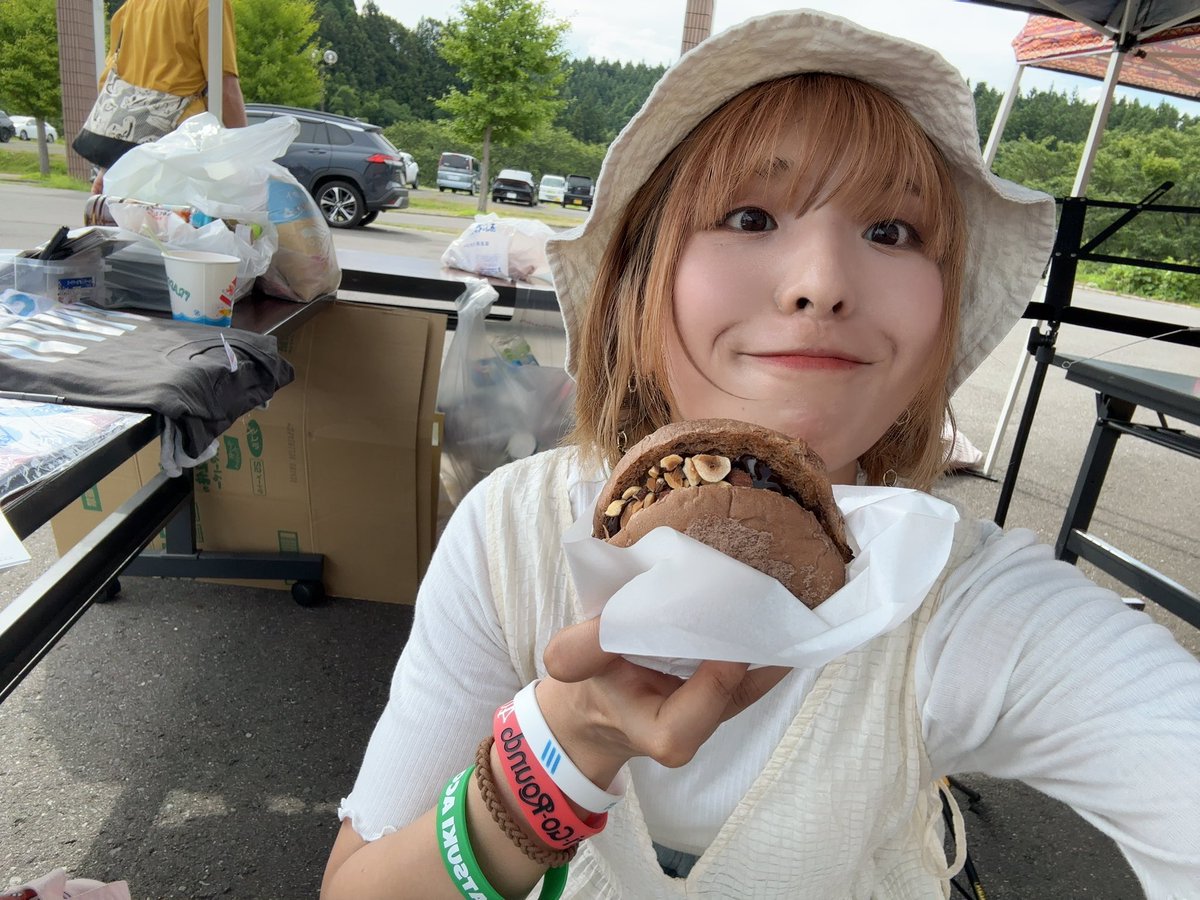 manamiutautai's tweet image. 小野こまちロードレース
アフターイベント（？）
ありがとうございましたー！

参加された選手の皆様を
労う会的なアレかと思って
（時間と場所のみ指定されて現地へ。笑）
ロードバイクといえば！なセトリで
行ったつもりが、ライブ時に選手の方1人しか
いなかったwwお疲れ様でした…！…