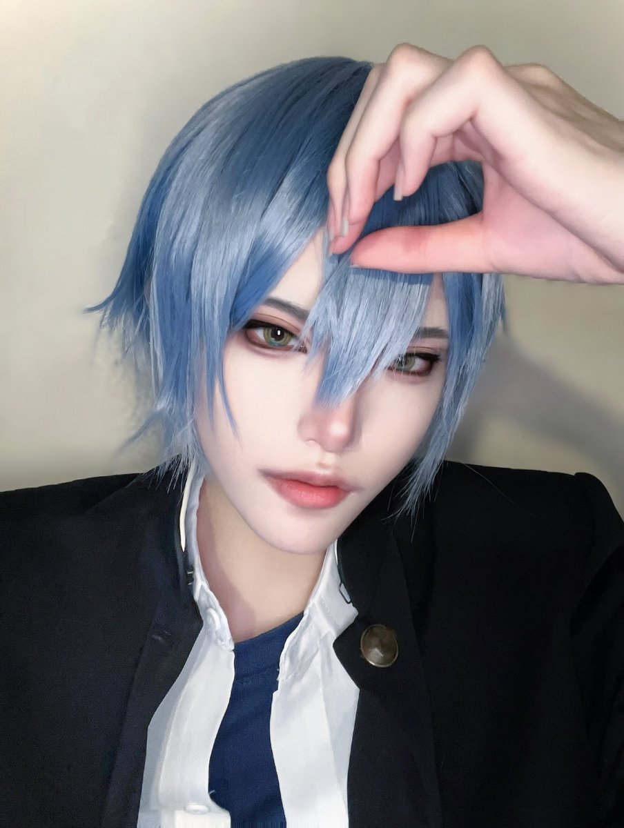 Daaan_o's tweet image. 👻🔪は前髪よくいじってそう