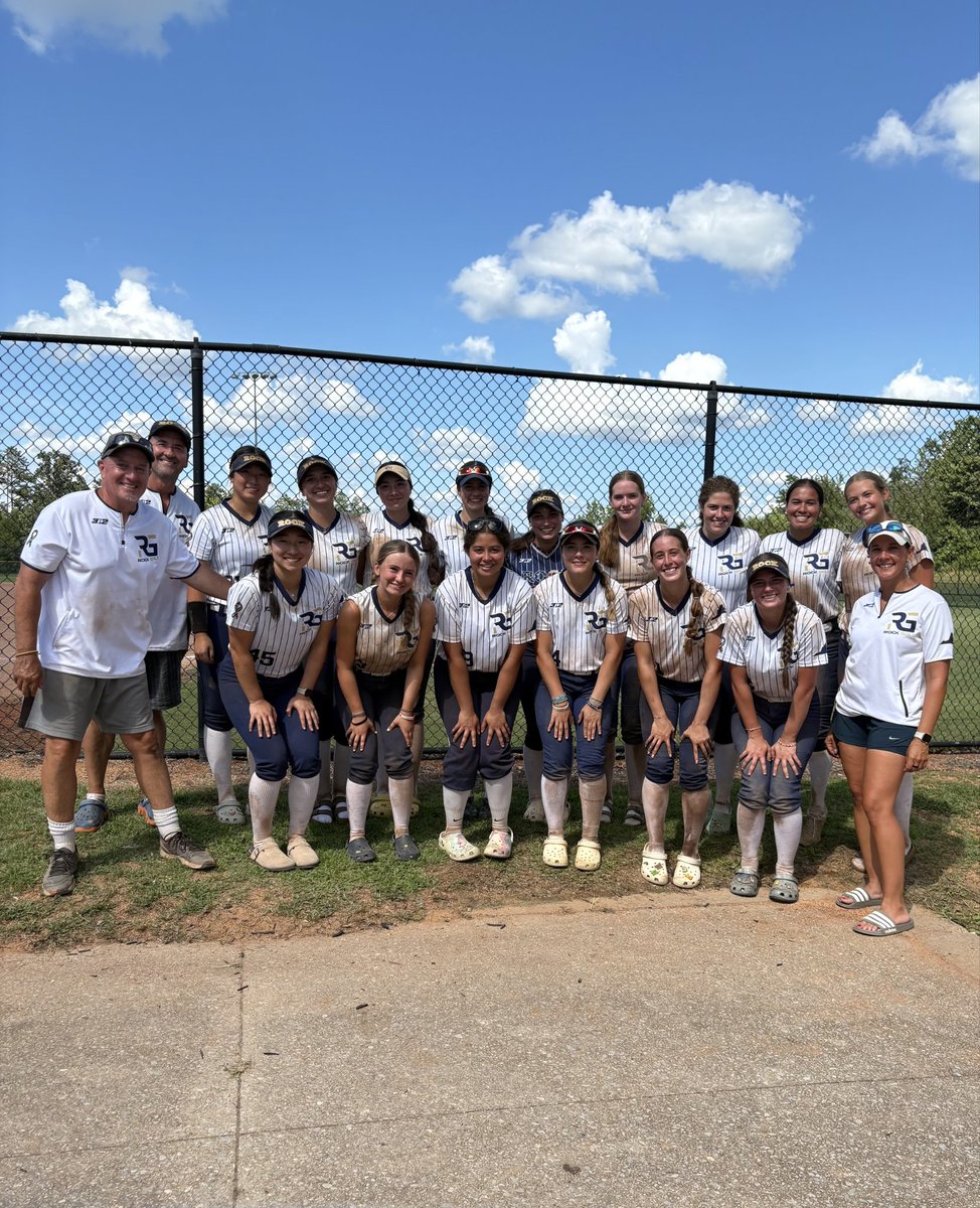 londonfrye2026's tweet image. TN ends our Summer Rock Tour! I batted .482 OBP 600 I had 11 HBP, 8 Walks and 28 Hits #SlappersGetOnBase I am going to miss all the Seniors going off to play in College but I wish them luck and can&apos;t wait to see them again! @RockGoldVASable @getpureperform @Hquallsumw