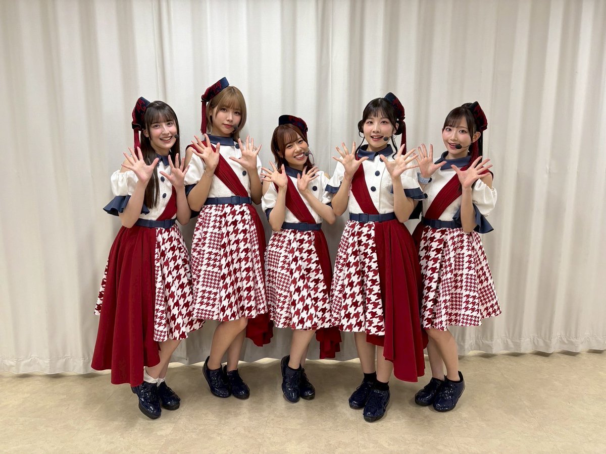 Liella_PLSP's tweet image. 💫#Liella_リバイバル_大阪Day2💫
ラブライブ!スーパースター!! Liella! First Generation LoveLive! ~Wonderful Starlines~
大阪公演Day2にご参加いただきました皆様、ありがとうございました🌟
みんなで彩り、描くWonderful Starlines✨…