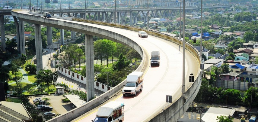 ArgusNews_in's tweet photo. #Cuttack: MP Bhartruhari Mahtab confirmed a ₹640 crore elevated corridor between OMP and Kandarpur is in pipeline. DPR ready; work to start in 3 months post approval from Union Minister Nitin Gadkari. Project aimed at easing urban congestion.
#Odisha #CuttackDevelopment #OMP #Kandarpur #NitinGadkari
(File Photo)
