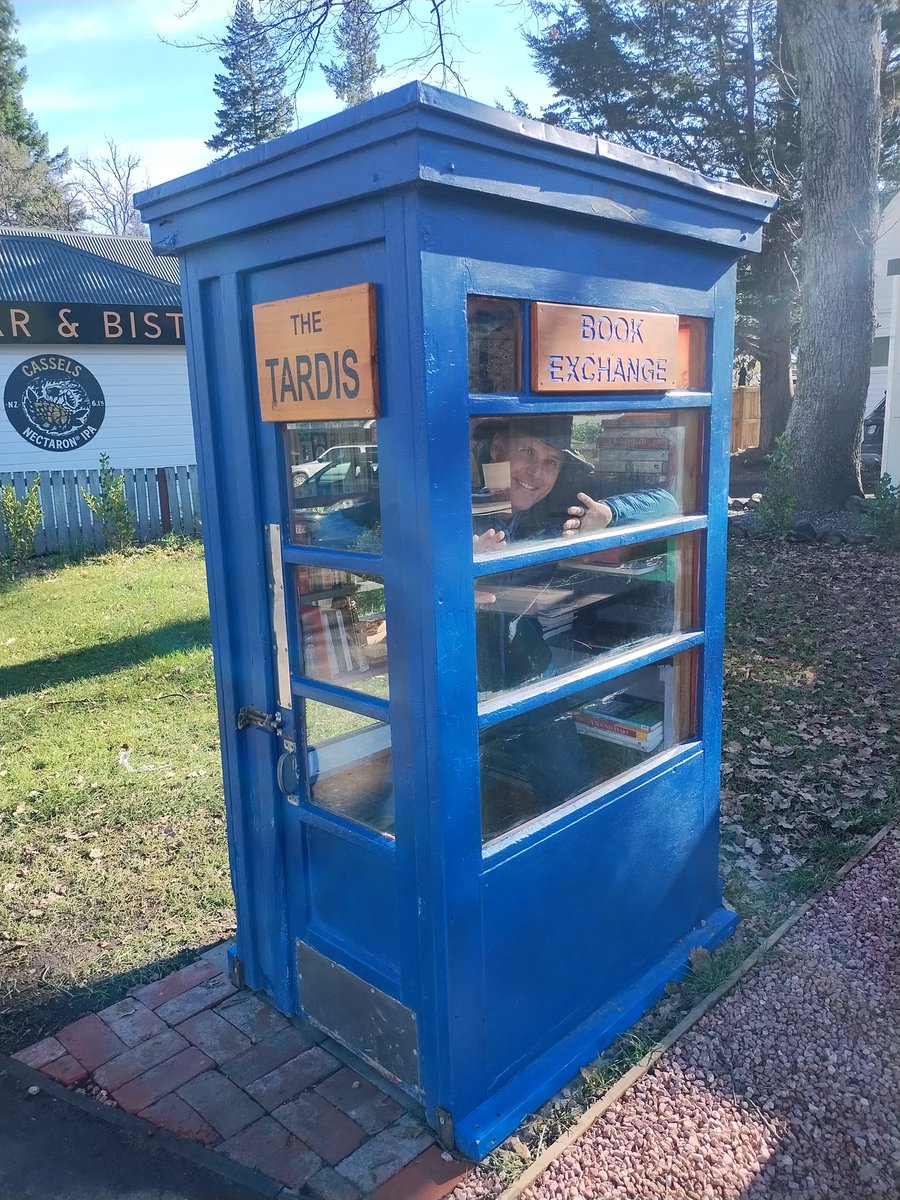 DitoAbbott's tweet image. Stumbled across the greatest Free Little (it's bigger on the inside) Library ever today in Hamner Springs.
