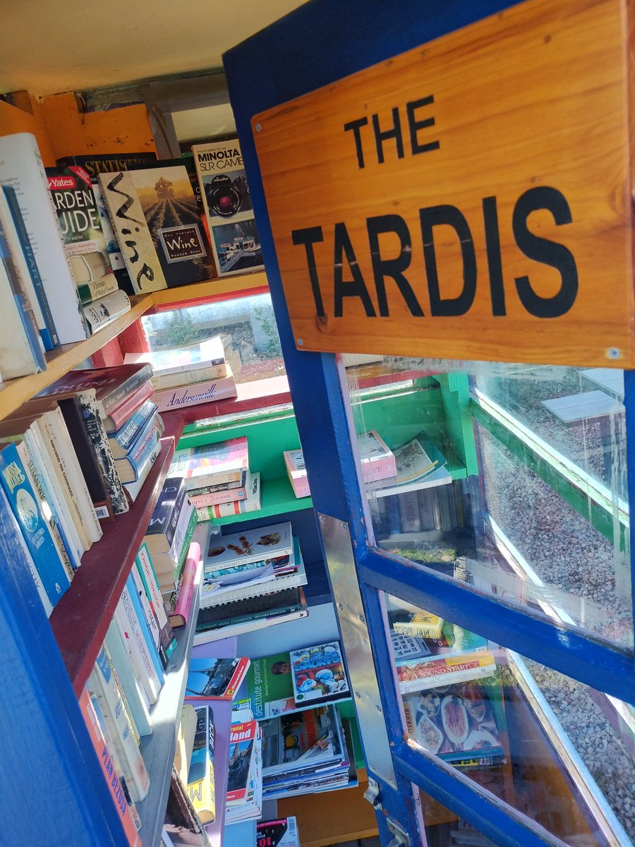 DitoAbbott's tweet image. Stumbled across the greatest Free Little (it's bigger on the inside) Library ever today in Hamner Springs.