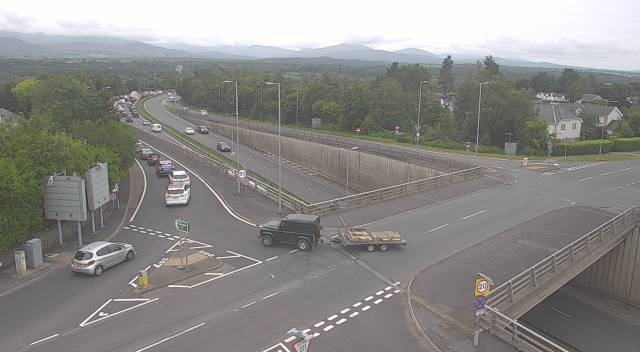 TrafficWalesN's tweet image. ⚠️Congestion

#A55 eastbound Britannia bridge

Delays possible