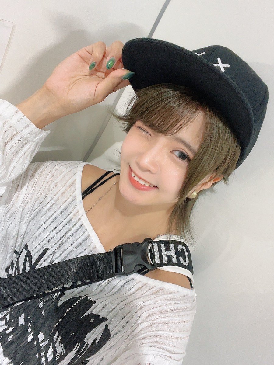 yume9230's tweet image. 撮影でした!今日もめちゃくちゃ楽しい撮影ができて大感謝です〜(*´`*)
昨日との差が凄い格好ですがめちゃくちゃカワカッコよくて自分的には好み~🖤
光を探しながら日が落ちる前のエモい光をゲットできて嬉しかったし、通ってた街の見た事ない場所を知れて凄く面白かった‼️