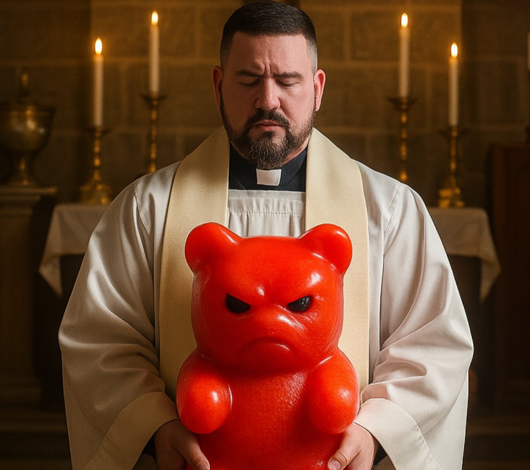 OGEARTHNWOYT's tweet photo. Kregg can't escape the Angry Gummy Bear known Brittney J ๐๐คฃ #fubj #gummybear #controllingwoman #controllingman #perfectmatch https://t.co/x64GiH18Ks