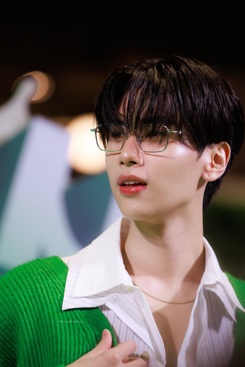 shiningpraew's tweet photo. ลูกชายใครคับเนี่ย หล่อที่สุด 💕

@dunknatachai #dunknatachai https://t.co/gDGAaGAJ0z