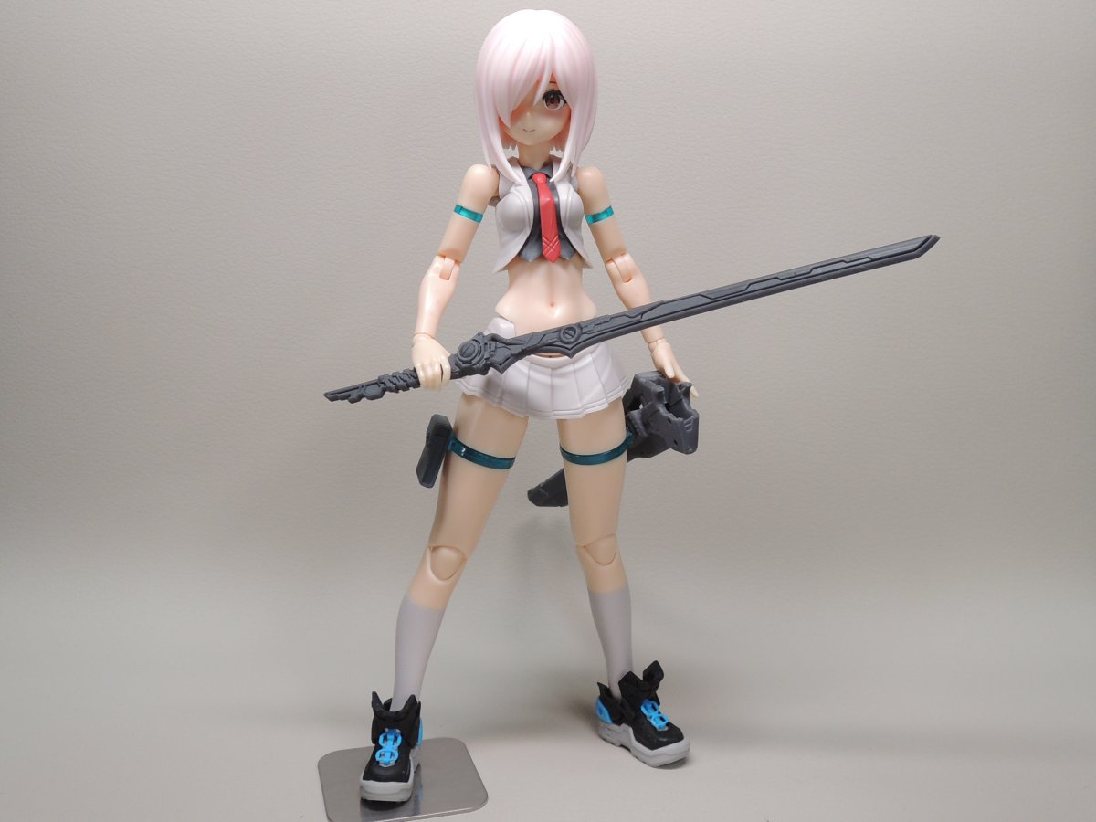 sin023939's tweet image. 楽しみにしていたBISAIONさんの新作、魔法科学刀「エヴァンス」到着。
最初からサポートの除去をして頂いてるので、届いてすぐに遊べるのが有り難いです。
それにしても良いデザイン。