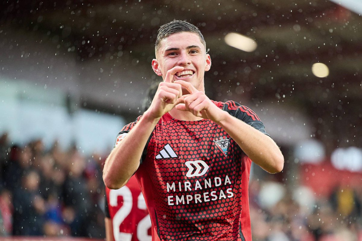 _ivaanov_32's tweet image. 🚨 Panichelli se marcha de LaLiga hacia el Estrasburgo
📝 Firma hasta 2030
💰16 millones + bonus
🔙 Cedido la temporada pasada en el Mirandés dónde hizo una espectacular temporada
