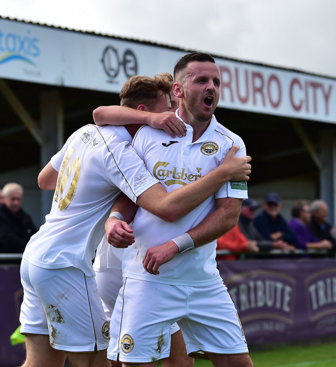 TCFC_Official's tweet image. ๐ Happy birthday to our assistant manager and club record goalscorer @StewartYetton
๐ (itโs his 21st plus 19th birthday too)
โค๏ธ๐ค #WeAreTheCity
