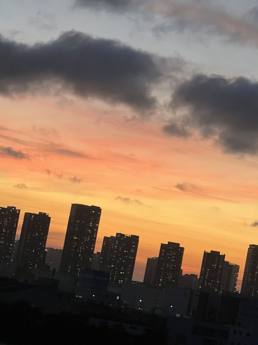 409bbl's tweet image. 🧋💭 • 270725 
[7:22 PM KST] 

it&apos;s pretty