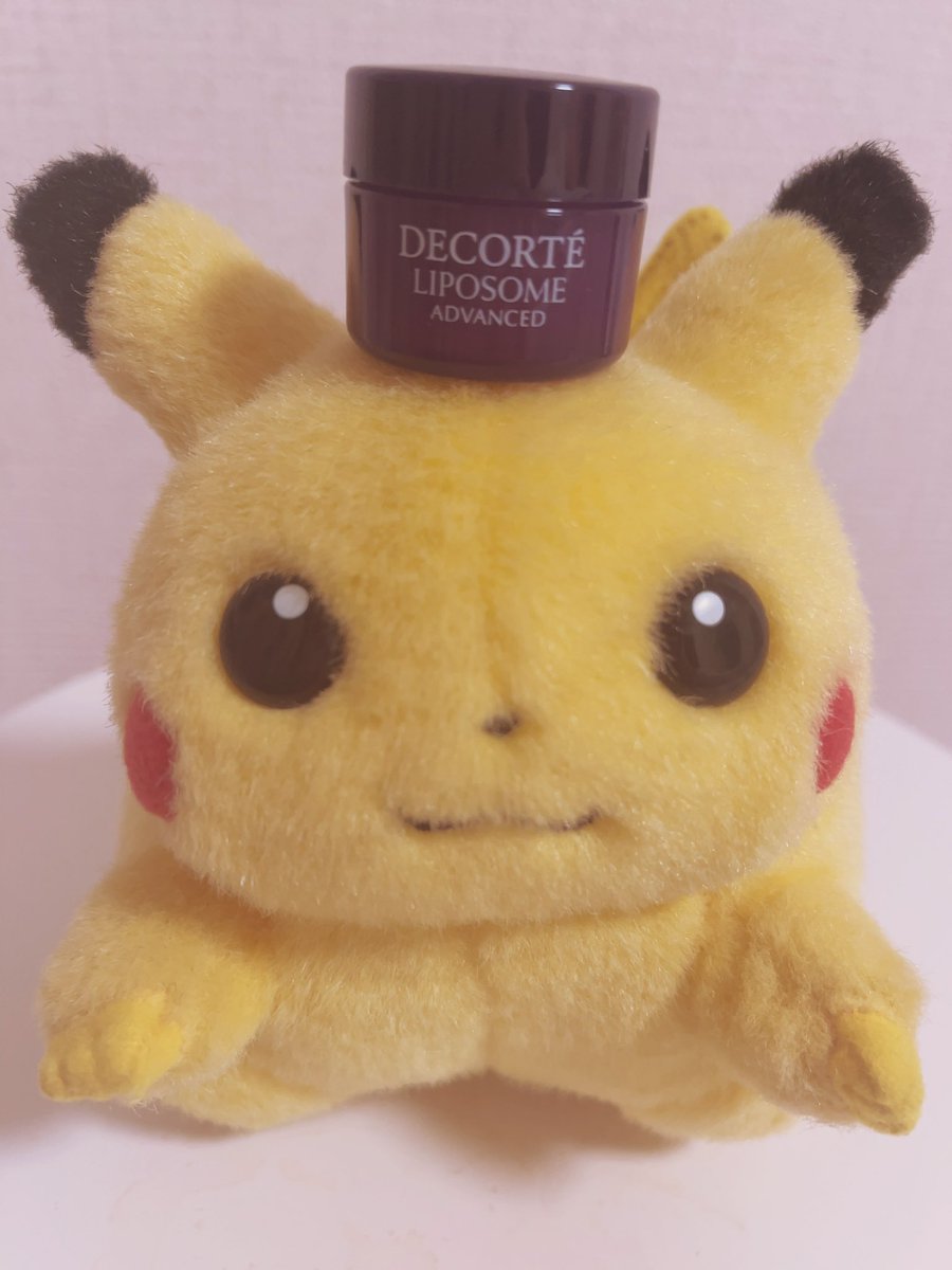 piopio_PIKA's tweet image. 唐突な美容ポス申し訳ないですが
自身の現段階の使用してみたお気持ちを残しておきたいのとフォロワーさんの中でコスメデコルテ気になってはいるけどたけぇし種類多いしどーなん??っておもてる方の参考になればと思います。
まず。
大前提として超絶ズボラかつ三日坊主すら超越する飽き性です。…