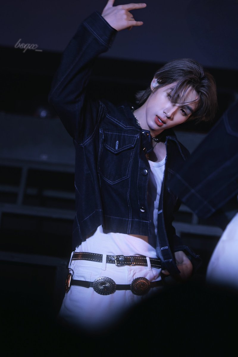 bsqx_'s tweet image. Rise and shine
@hongshihoshi03
#GMMTVMUSICONXJAPAN2025
#GMMTVMUSICONXJAPAN2025D1
#hongshihoshi #LYKN