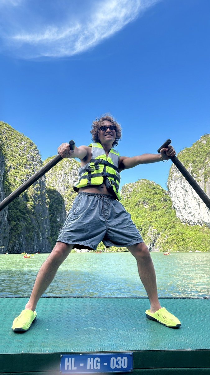 夏休み2025✈️
弾丸でベトナムはハノイに来ました‼️
もう帰りますっ🏃‍♂️
明日は22時からMON州です🔊🔊🔊

youtube.com/live/HV5X931XP…
