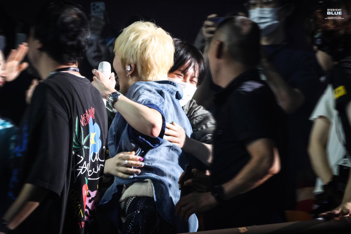 byebyemyblue515's tweet image. 250727 IN OUR CIRCLE ์์ธ
์ผ์ผ์ผ์ผ์ผใ
ใ
#์์ #YOSHI #ใจใท #้ๆฌ่ณๅ
ธ
#ํธ๋ ์ #TREASURE #ใใฌใธใฃใผ