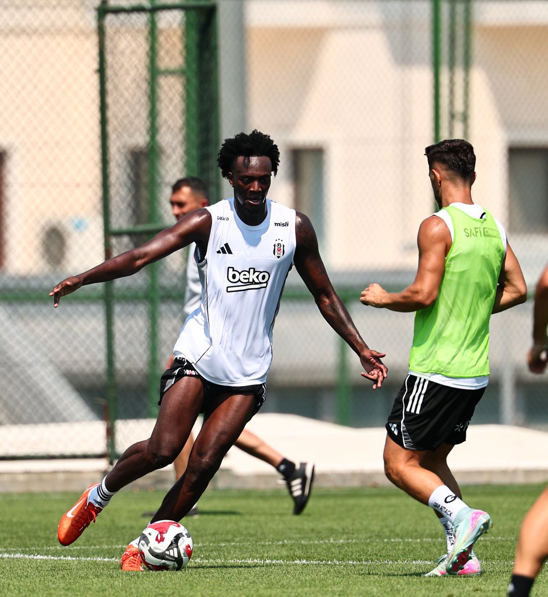 Beşiktaş JK tweet media