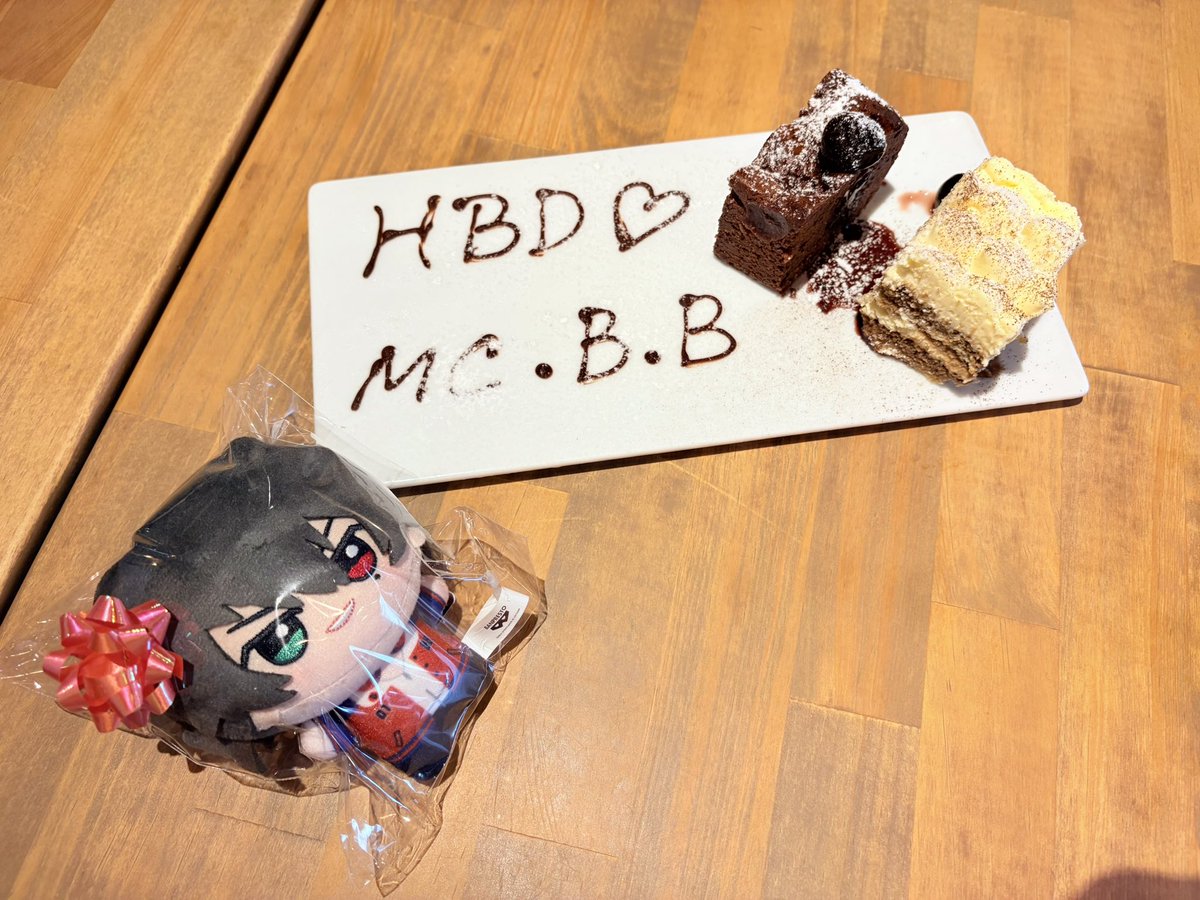 krh_2nd's tweet image. 今日はフォロワーさんが会ってくれた！ヤマイチお祝いしてご飯食べて、あとずっとラップって楽C〜してた👌
プレゼントのいちぬはお相手に喜んでもらえてニコニコと旅立っていきました…☺️