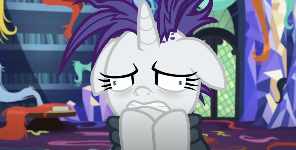 FeatherVocals's tweet image. S7E19 - I feel the same right now, Rarity. You want to model, no mane, I want to sing, no voice...