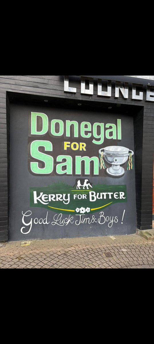 Witness2Hope's tweet image. Who&apos;s  bringing the Horse to France 🇫🇷 🐎up Donegal