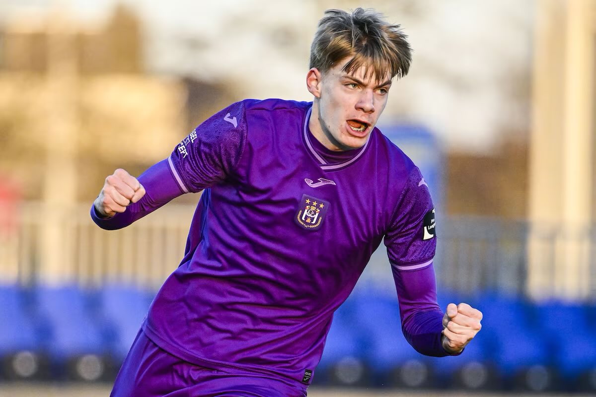 Nathan De Cat v akcii za Anderlecht