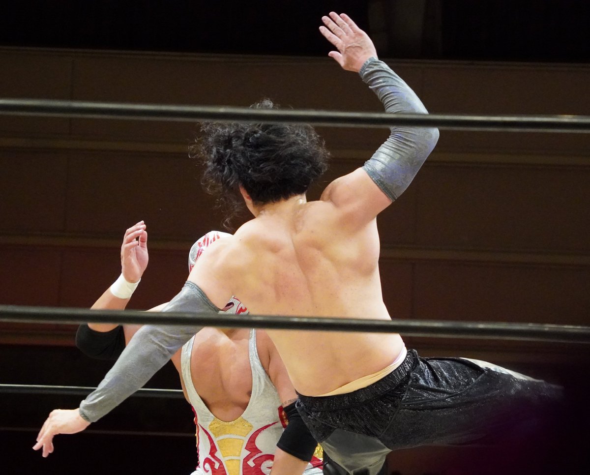 talinew5118nao's tweet image. 2025.7.26 NOAH 京都KBSホール
#OZAWA 選手

途中までだけど旋風脚撮れてた😆

#noah_ghc
