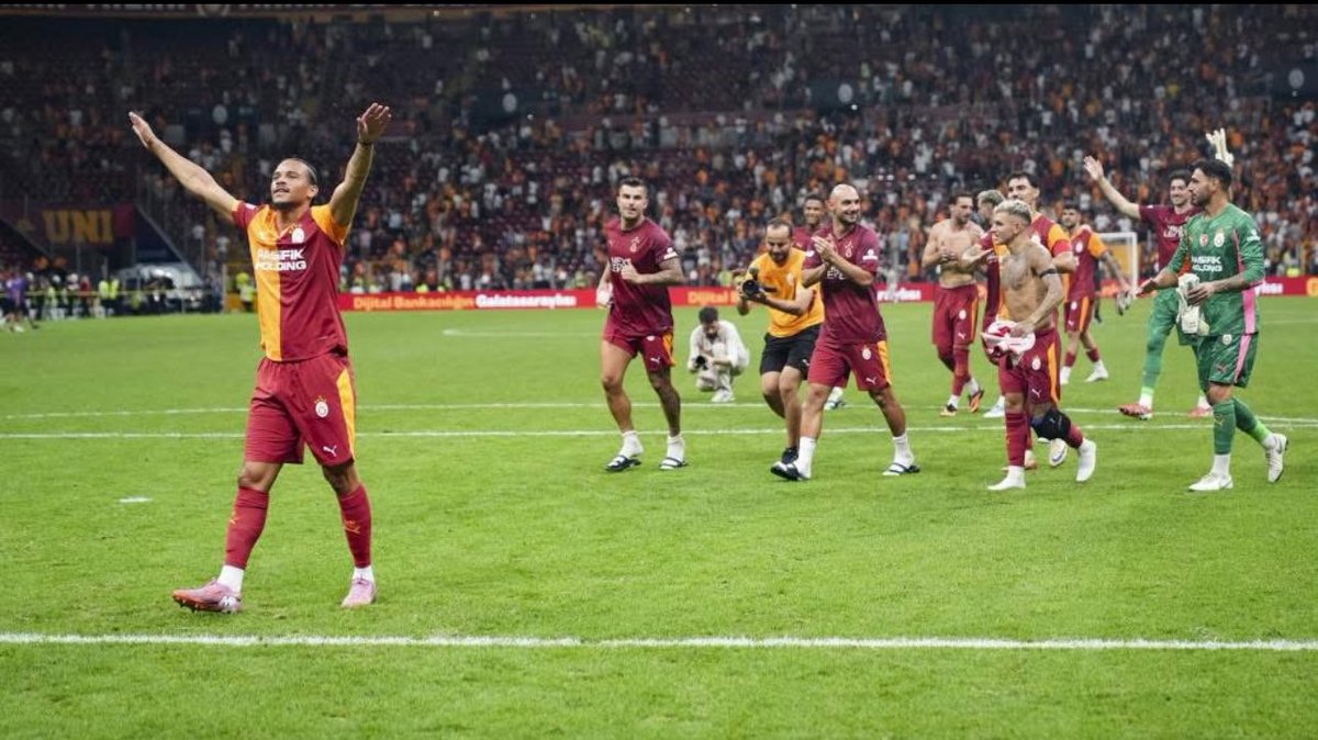 Leroy Sané, 5 yıl sonra tekrar gerçekten gülümseyebiliyor - Arka planda bir düşünce olmadan.