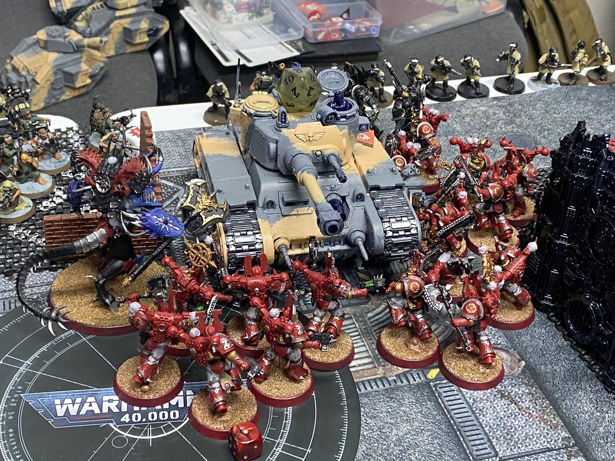 takeo1945's tweet image. 今日のWarhammer学び､戦車も大勢で殴れば壊れる